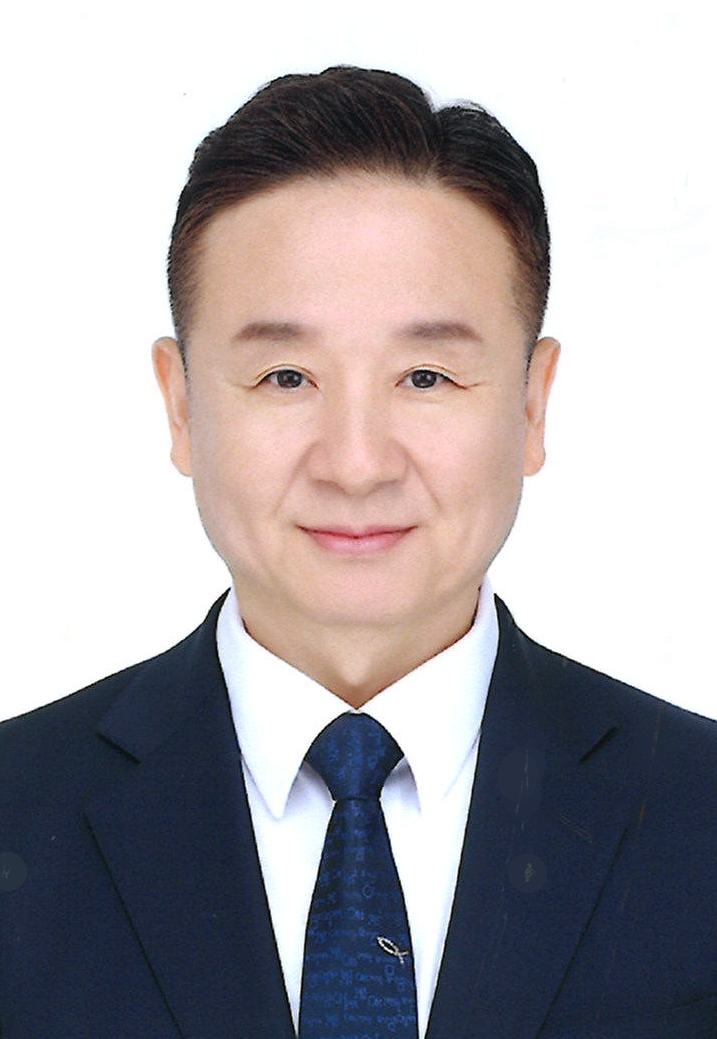 총무 사진